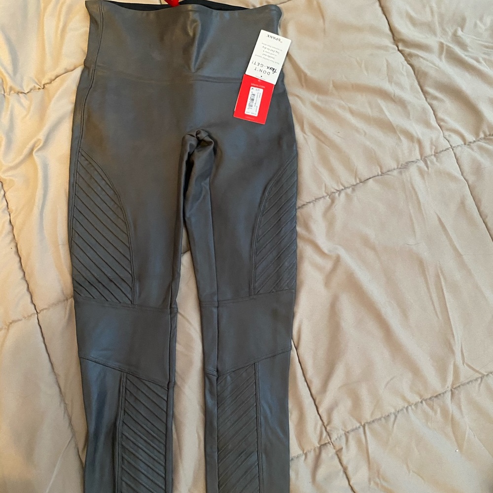 Women’s Spanx moto leggings - gunmetal small
